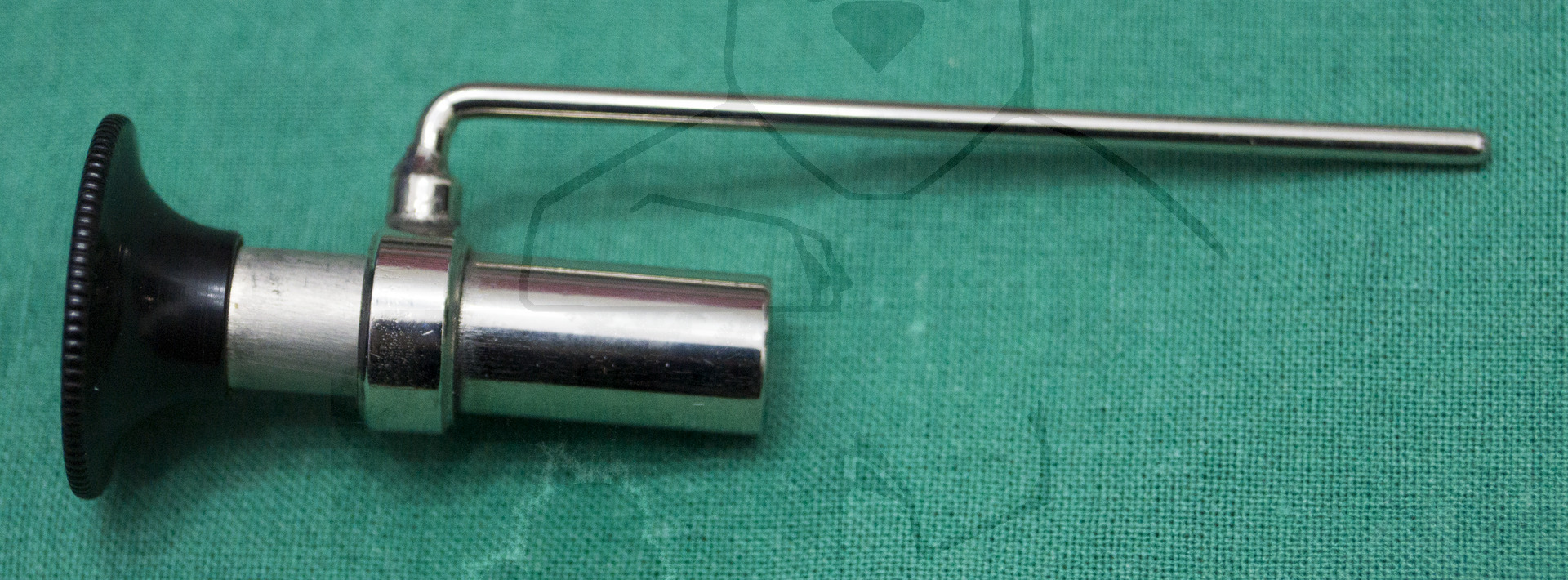 Laryngoskop - Die Komponenten der Optik - Okular und Halter zusammen gesetzt